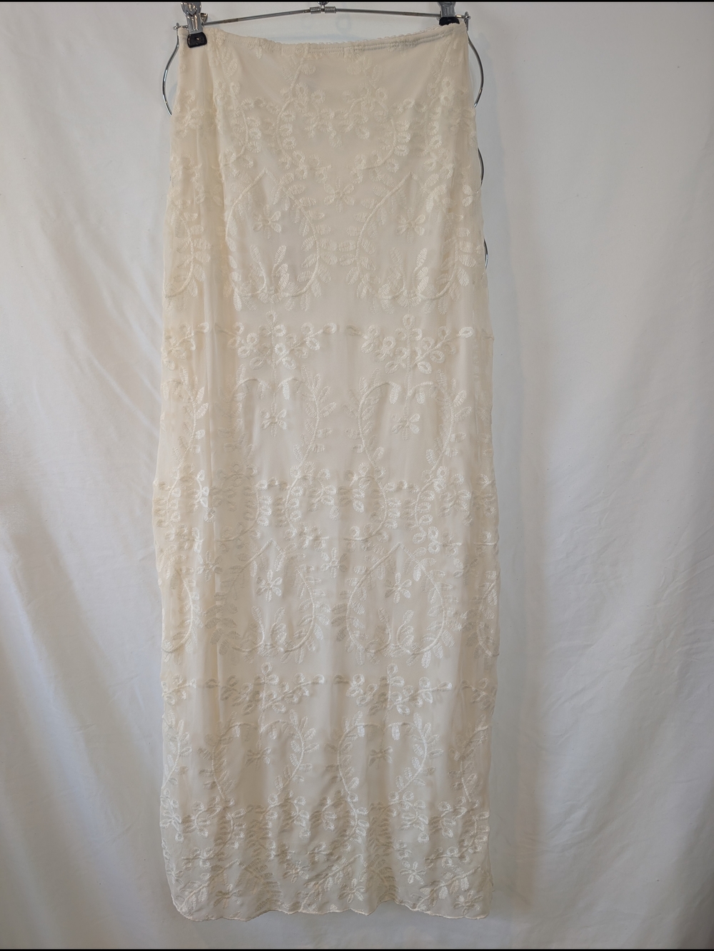 Altar'd State Cream Stretch Lace Maxi Skirt Subtle Front Slit XS - Picture 4 of 4